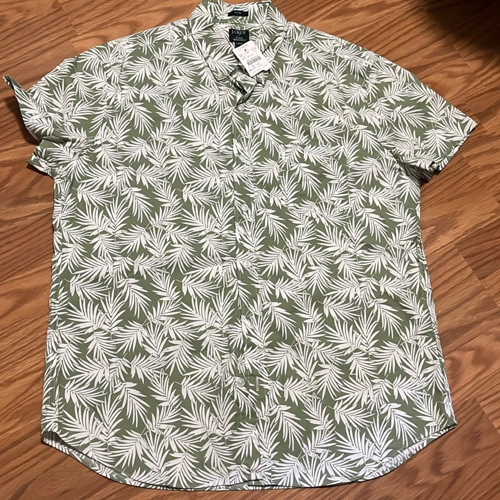 Men’s Large J. Crew Floral Hawaiian Button-Down Shirt flex washed slim Green NWT
